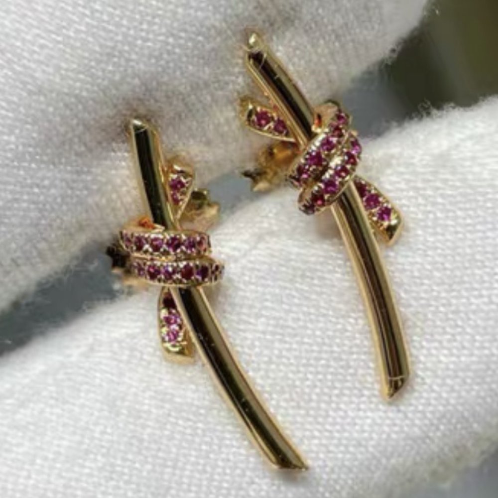 High-end micro-paved zircons knotted women earrings